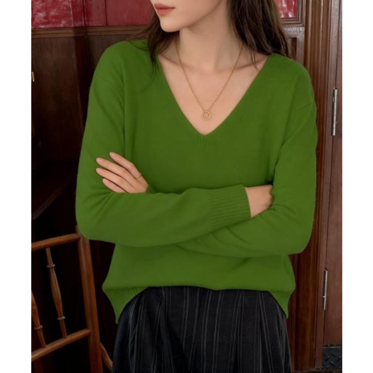 グリーン | Vネックニットセーター | Ulysses