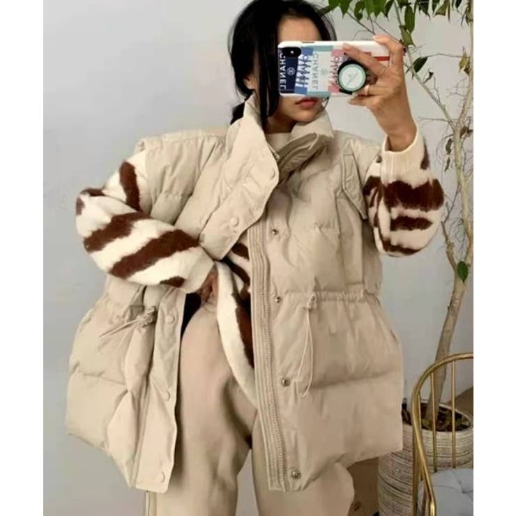 モカ | スタンドカラージップスドローストリングファーベスト | Ulysses