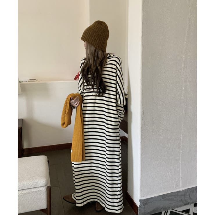 クルーネックリラックス長袖ワンピース | Ulysses | 詳細画像1 