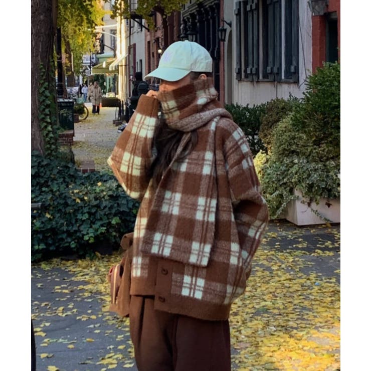 チェック柄ボタンでニットセーター+マフラー | Ulysses | 詳細画像1 