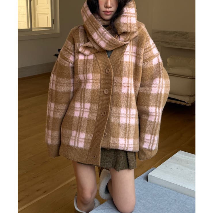 ピンク | チェック柄ボタンでニットセーター+マフラー | Ulysses