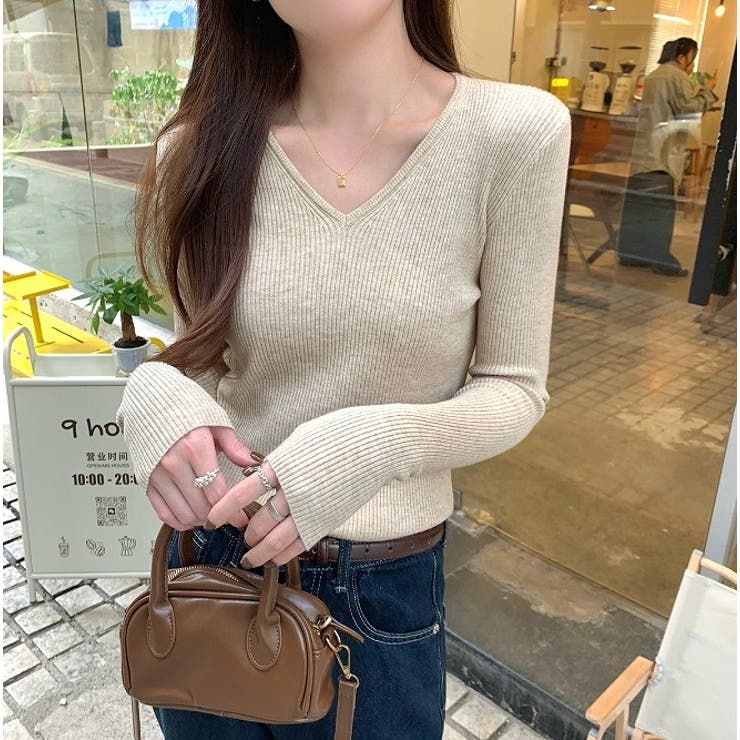 ベージュ | Vネック無地長袖ニットトップス | Ulysses