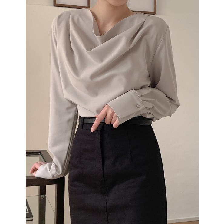 イレギュラーネックボタン付き無地トップス | Ulysses | 詳細画像8 