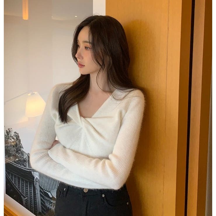 デザインVネック無地ニットトップス | Ulysses | 詳細画像1 