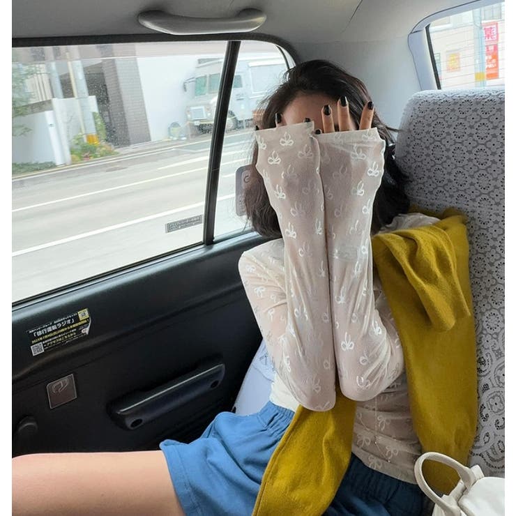 クルーネックリボンタイプリント無地チュールトップス | Ulysses | 詳細画像1 