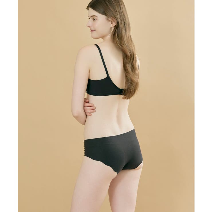 ぷっくり上胸と背中すっきり BRAGENIC シンプル BUN101 | une nana cool | 詳細画像1 