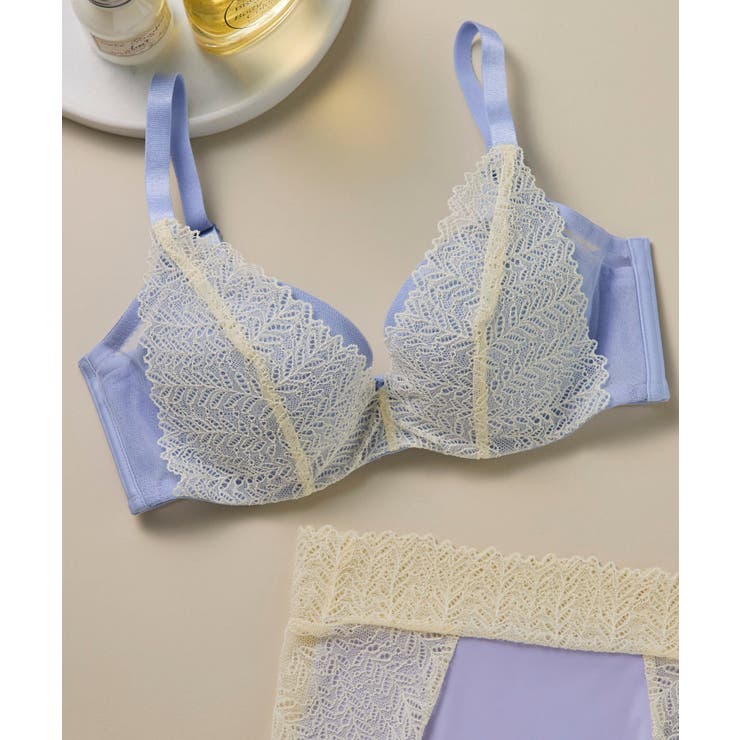 クリアブルー | さあ、わたし レース 脇高ブラジャー JB2300 | une nana cool