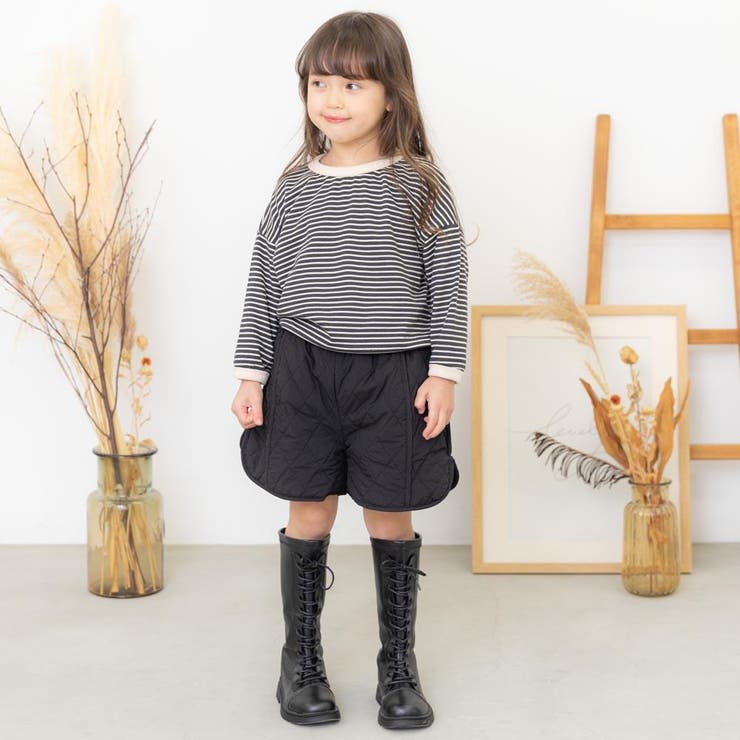 センターステッチデザインキルティングショートパンツ[品番