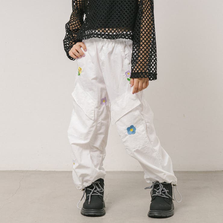 フラワーモチーフワッペンカーゴパンツ | URBAN CHERRY | 詳細画像3 