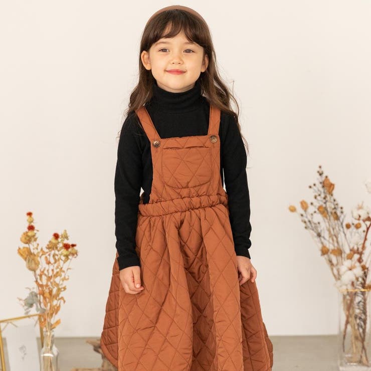 タートルニットトップス＋キルティングデザインワンピースセット[品番