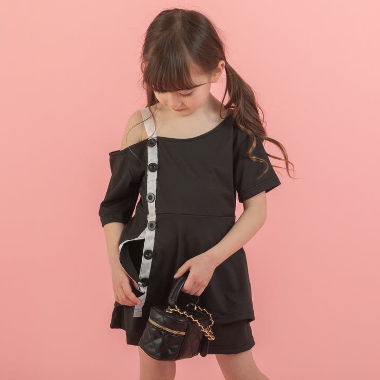 アシンメトリーペプラムトップス＋ショートパンツ[品番