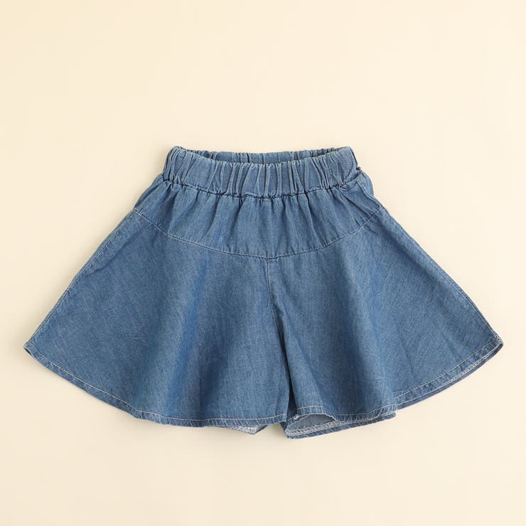 フリルカラーデザイントップス＋フレアショートパンツ[品番