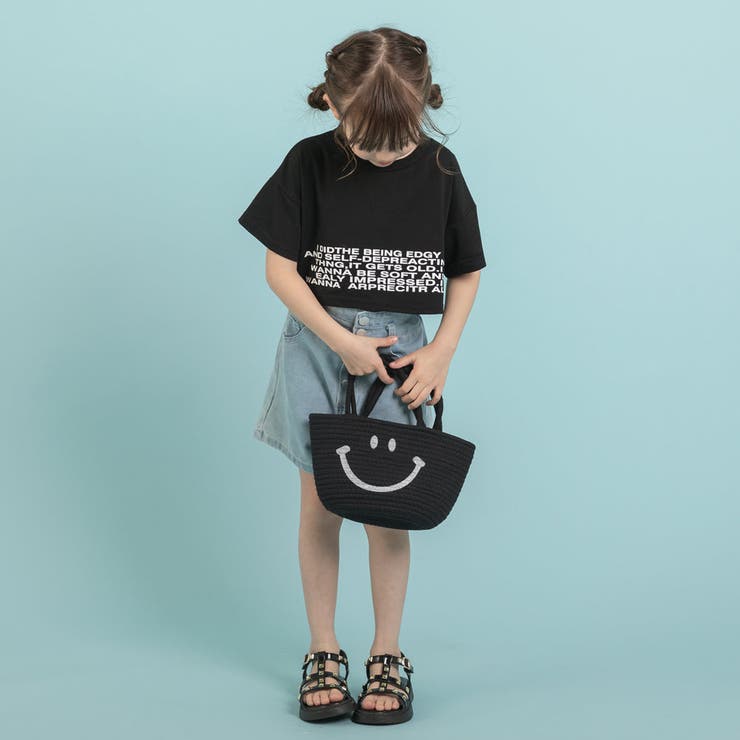 バッグオープンデザインクロップドTシャツ＋デニムショートパンツ[品番