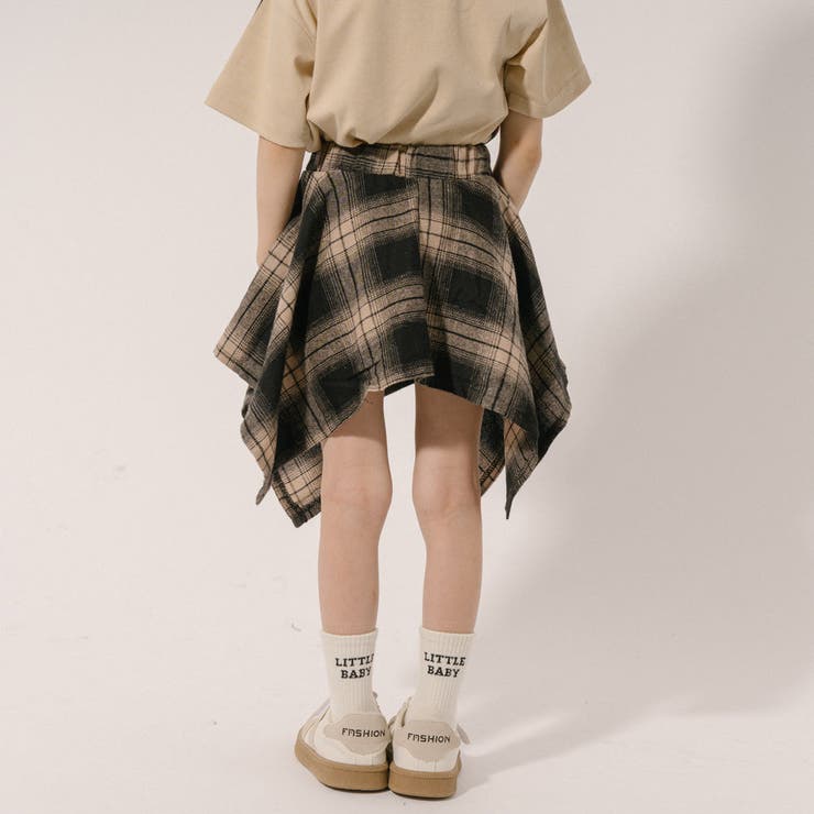 2点セット】スプレープリントデザインTシャツ＋シャツライクスカート  