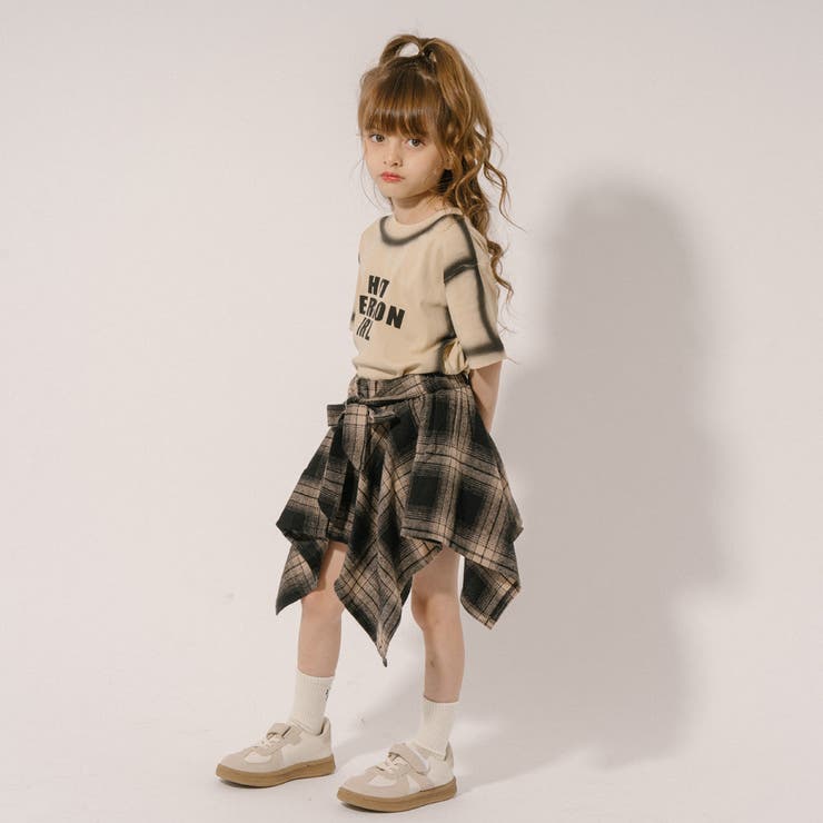 2点セット】スプレープリントデザインTシャツ＋シャツライクスカート  