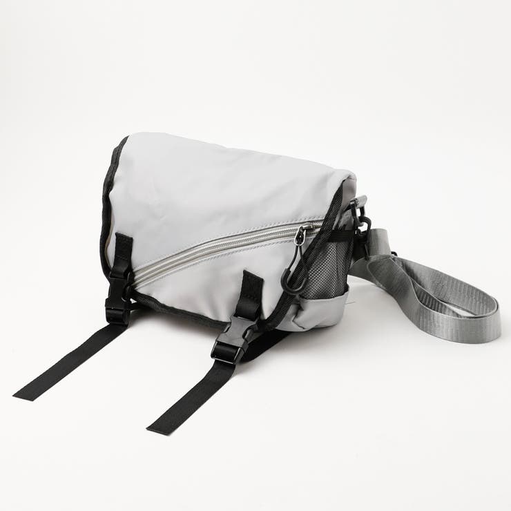 フロントベルトデザインスクエアショルダーバッグ | URBAN CHERRY | 詳細画像3 