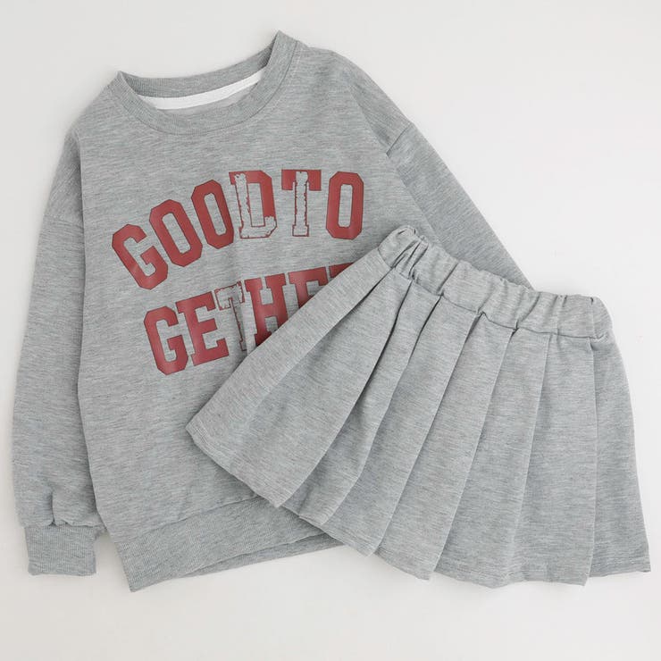 グレー | 【2点セット】フロントロゴデザイントレーナー＋プリーツスカート | URBAN CHERRY