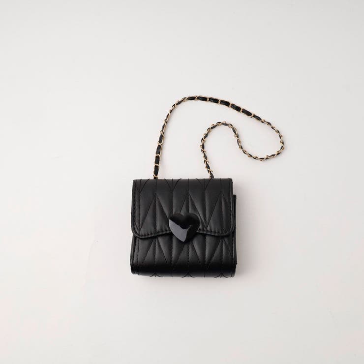 ブラック | キルティングハートショルダーチェーンバッグ | URBAN CHERRY