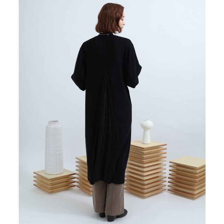 バックプリーツニットワンピース[品番：UBRW0002639]｜SENSE OF