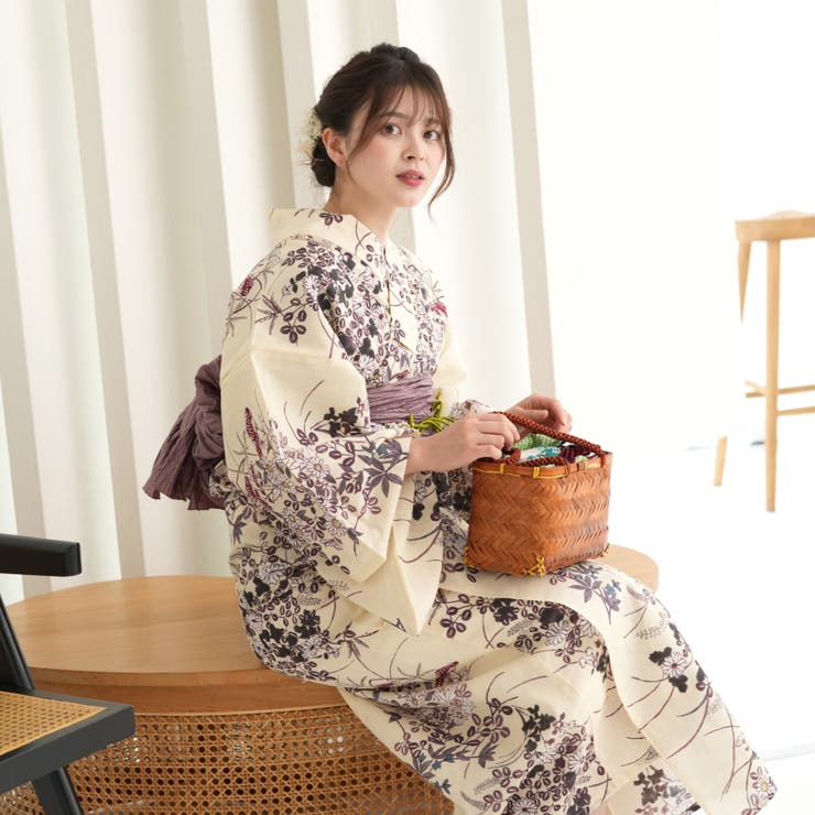utatane 変わり織り浴衣3点セット ベージュに薄紫の小さな萩と菊