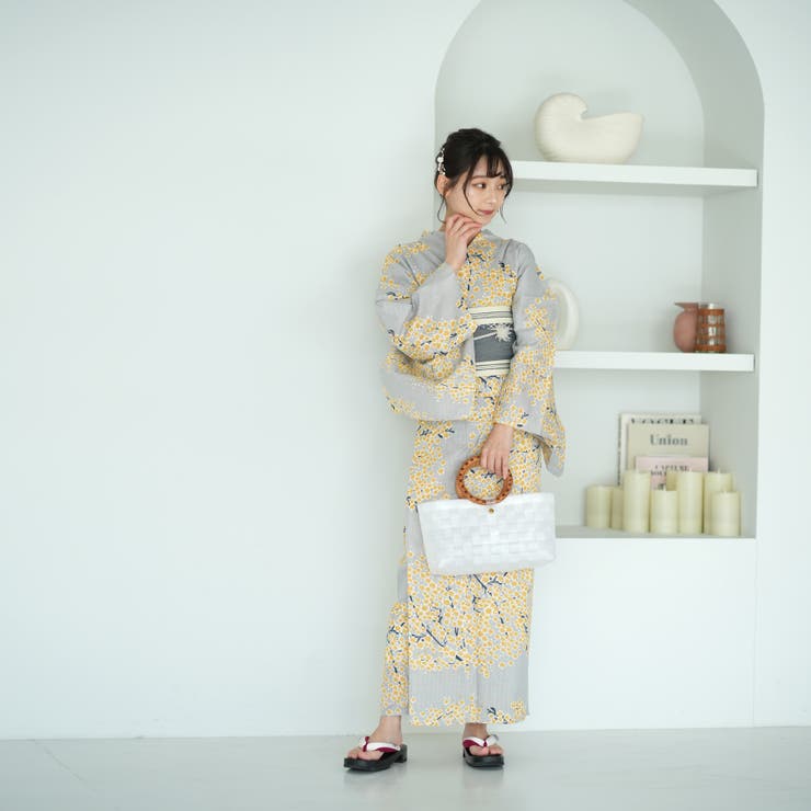 海外並行輸入正規品 高級変わり織り浴衣3点セット グレイッシュに黄色