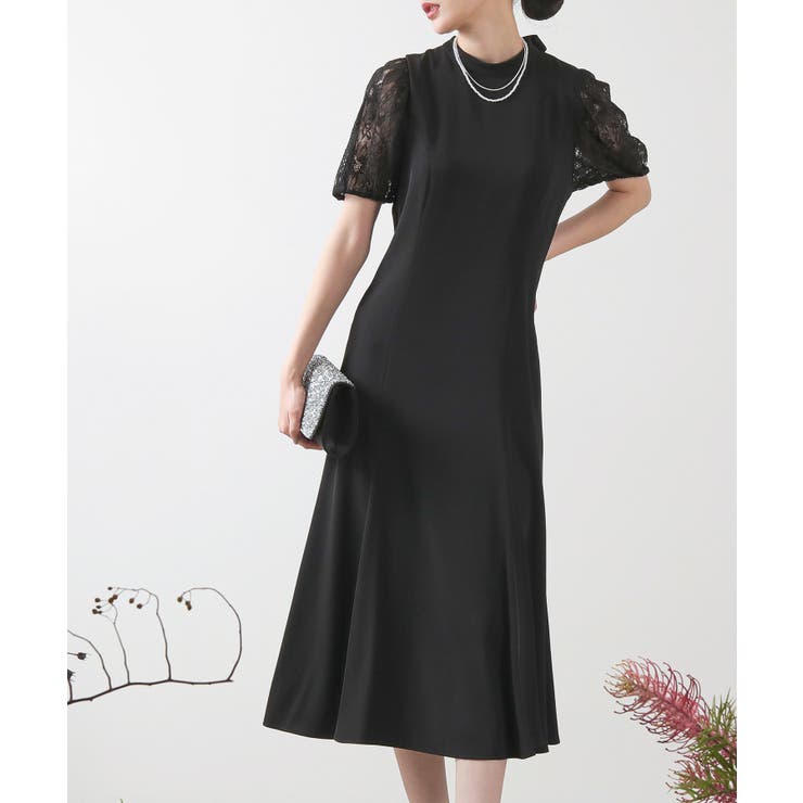 ASAKURA ベージュと黒のレースドレス 38
