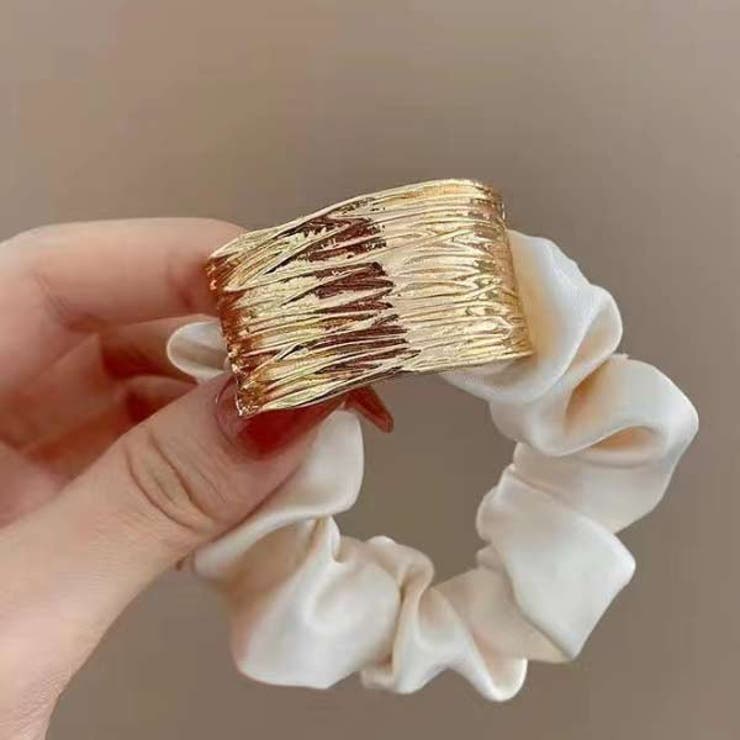シュシュ　ヘアバンド　ヘアアクセサリー　韓国　ファッション