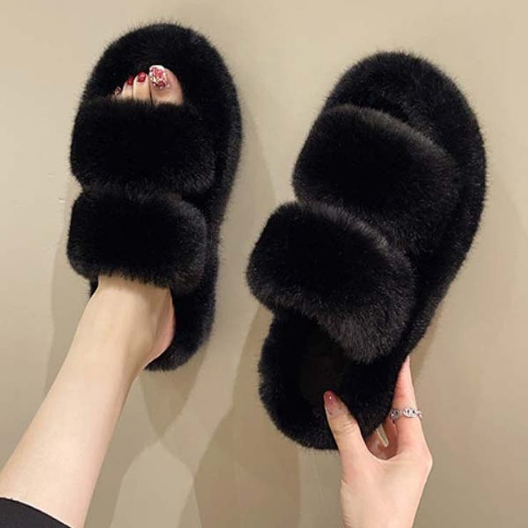 ❤未使用❤ファーサンダル　ルームシューズ　ブラック ファーサンダル ルームシューズ 外履き[品番：VCTW0004159