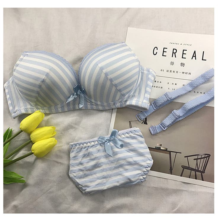 新品★VICTORIA'S SECRET★2ピース かわいいブラセット★E80 Amazon | Victoria's Secret Bombshell プッシュアップブラ