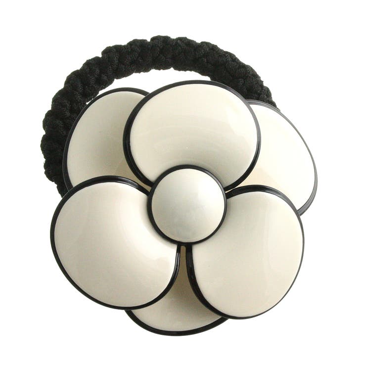 ホワイト | エナメル調ビッグカメリアヘアゴム シンプル ベーシック | VINGTAINE