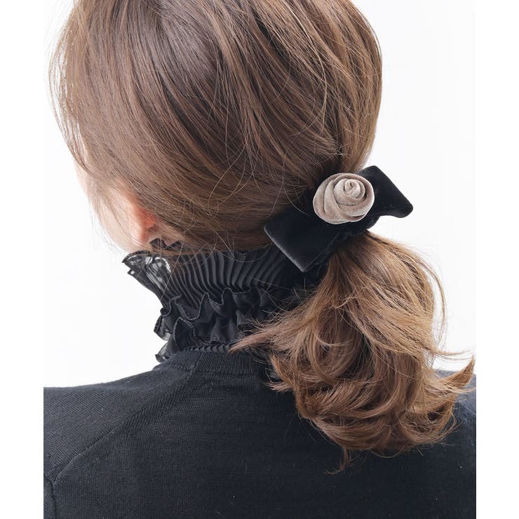 モカ | シュシュ ヘアゴム ローズ | VINGTAINE