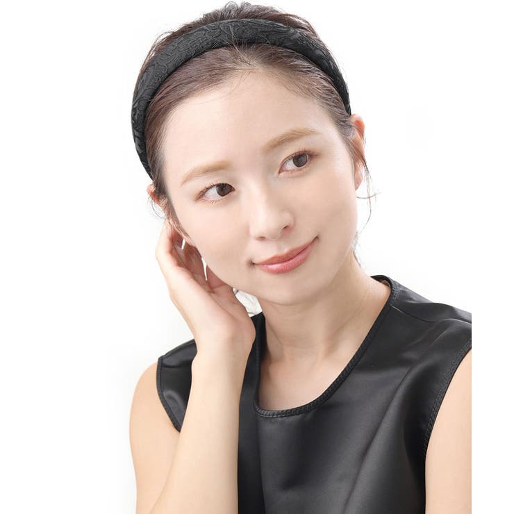 ブラック | カチューシャ 刺繍 シック | VINGTAINE