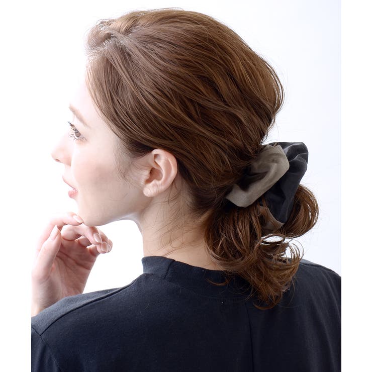 グレー×ブラック | バイカラーシュシュ ビッグ 大きめ | VINGTAINE