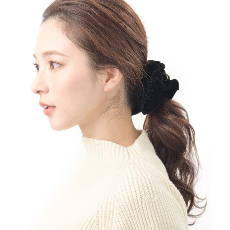 シュシュ ベルベット チャーム付き | VINGTAINE | 詳細画像2 