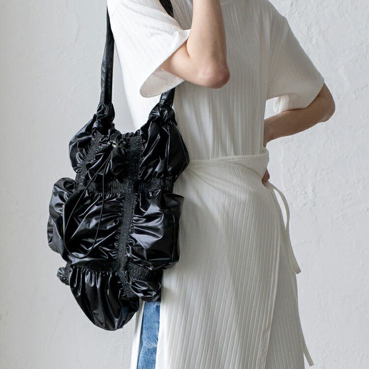 ブラック | シャーリングショルダーバッグ | Vita Felice