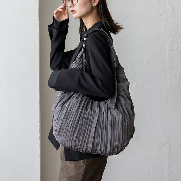 チャコール | プリーツワンショルダーバッグ | Vita Felice
