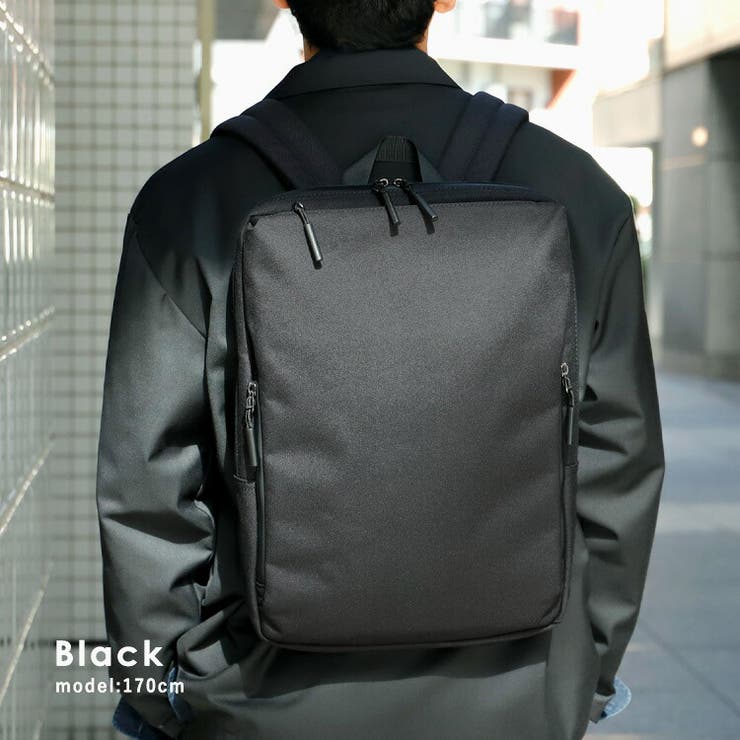 ブラック | ガジェットポーチ付き薄型スリムリュック | Vita Felice