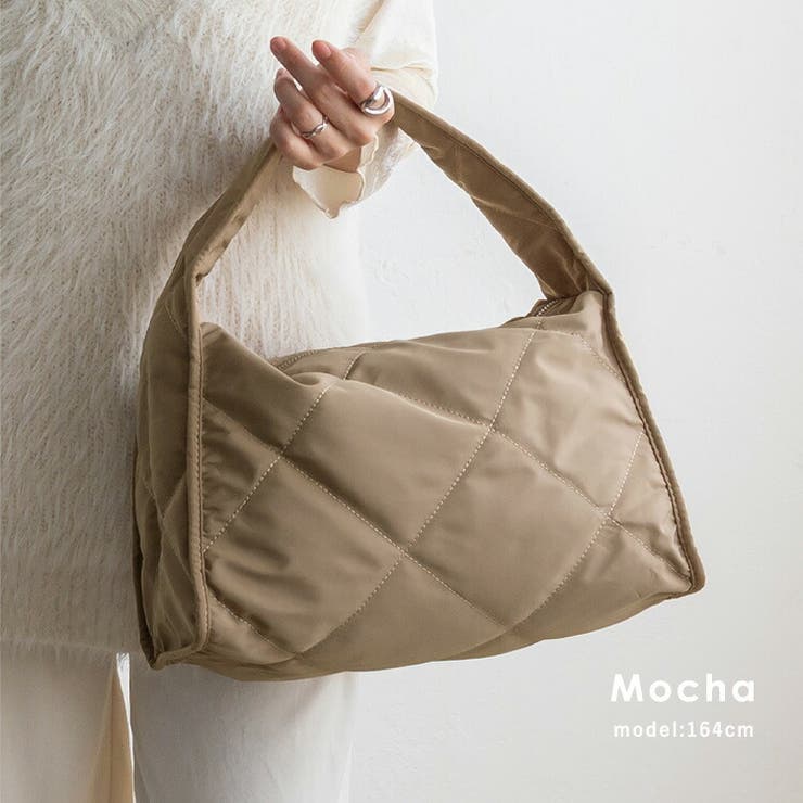 モカ | キルティングナイロンワンハンドルバッグ | Vita Felice