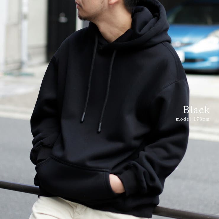 ブラック