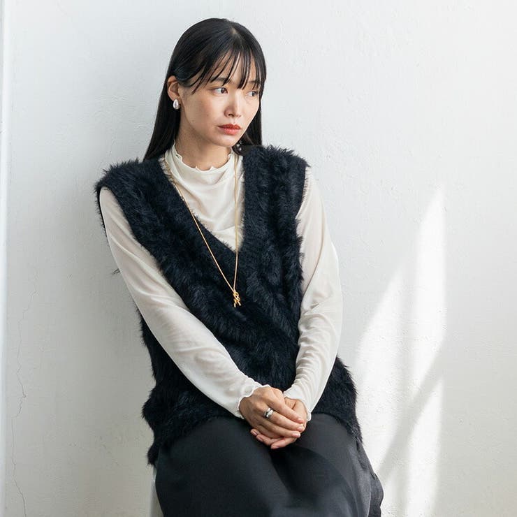 フェザーヤーンVネックニットベスト | Vita Felice | 詳細画像6 