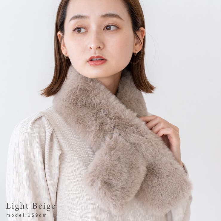 ライトベージュ