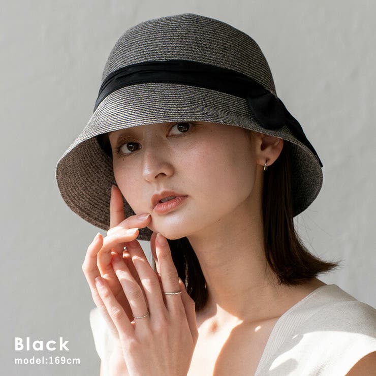 ブラック