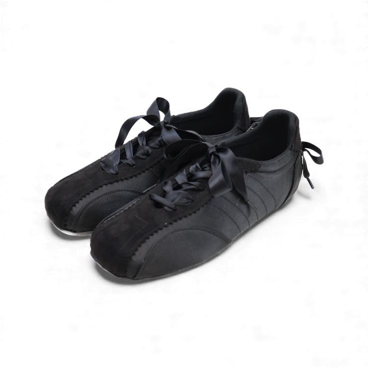 ブラック | レースアップバレリーナスニーカー | VIVIAN COLLECTION