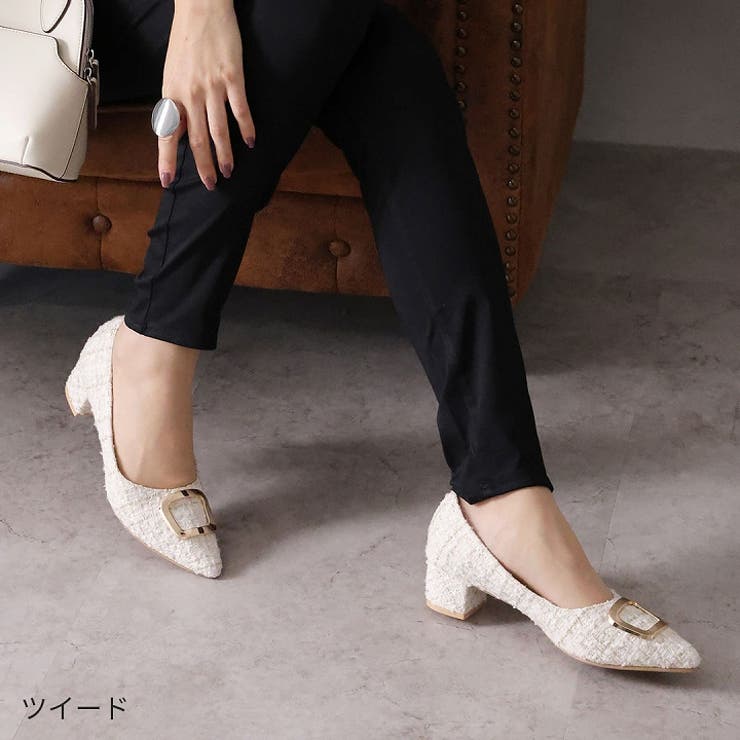 ポインテッドトゥゴールドモチーフパンプス[品番：VIVS0009792