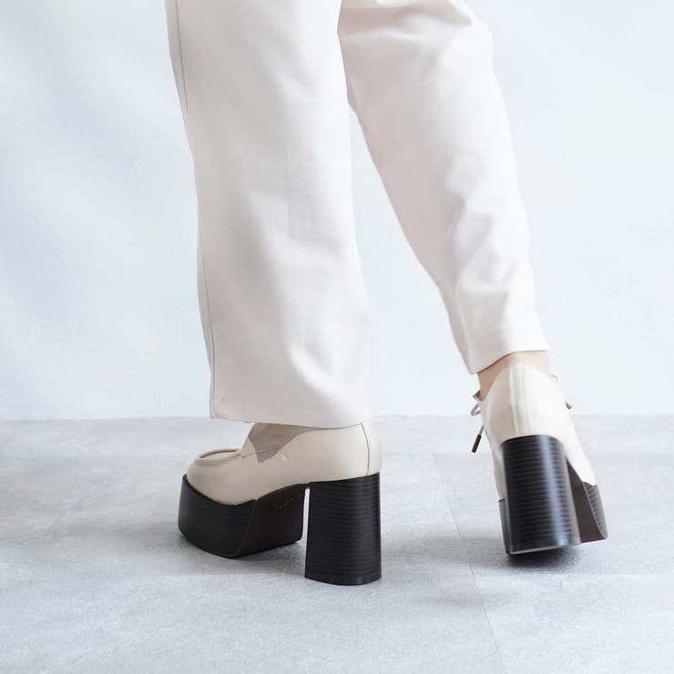 スクエアトゥ厚底プラットフォームレースアップパンプス[品番