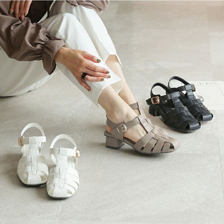 日本未発売ノースフェイスベージュ厚底チャンキーソールサンダル3連