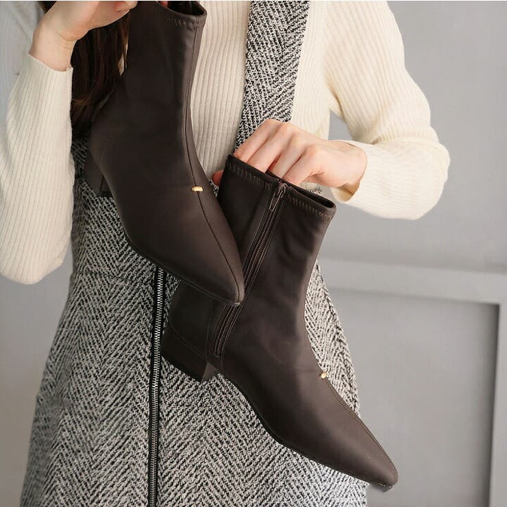 ポインテッドトゥゴールドアクセントストレッチショートブーツ | VIVIAN COLLECTION | 詳細画像20 