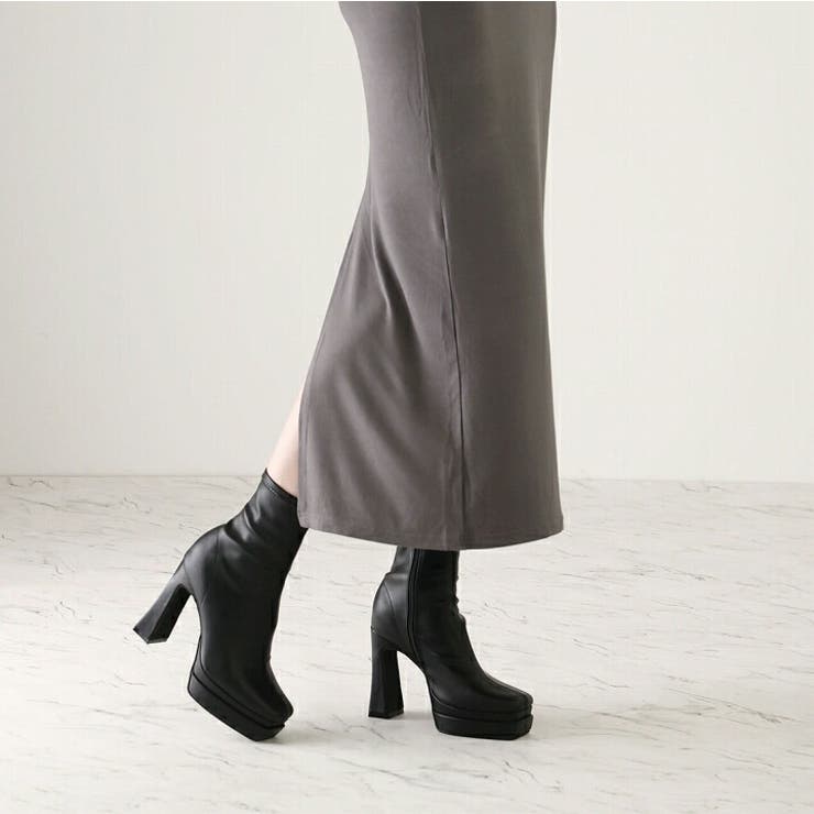 スクエアトゥ厚底プラットフォームストレッチショートブーツ | VIVIAN COLLECTION | 詳細画像9 