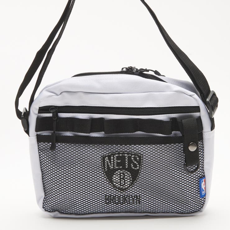 NBA別注メッシュポケットショルダーバッグ MC18AU08-LG0001[品番 NBA別注メッシュポケットショルダーバッグ MC18AU08-LG0001[品番