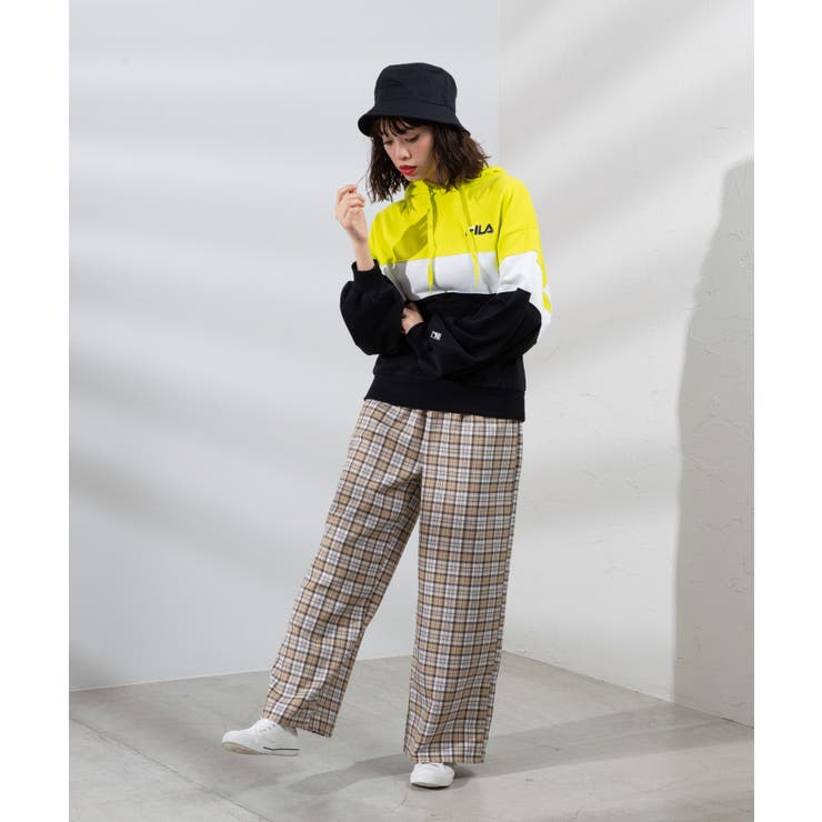 FILA - 専用です。フィラ ベロア フード ボーダー 切り替え チャーム リボン パーカー ウインザーオンラインショップ【SALE】フィラ フルジップ